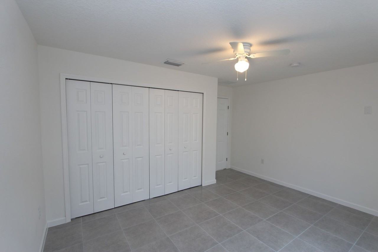 485 Bridgeport Ave Nw - Photo 6 of 15