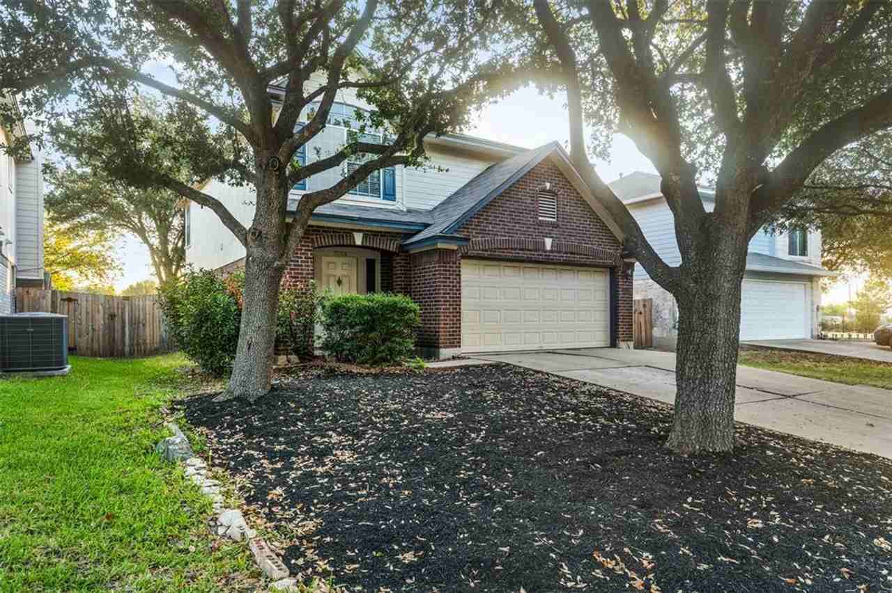 3304 Kissman Dr - Photo 2 of 32