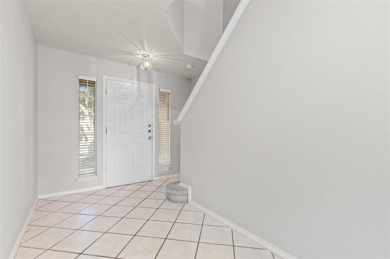3304 Kissman Dr - Photo 3 of 32