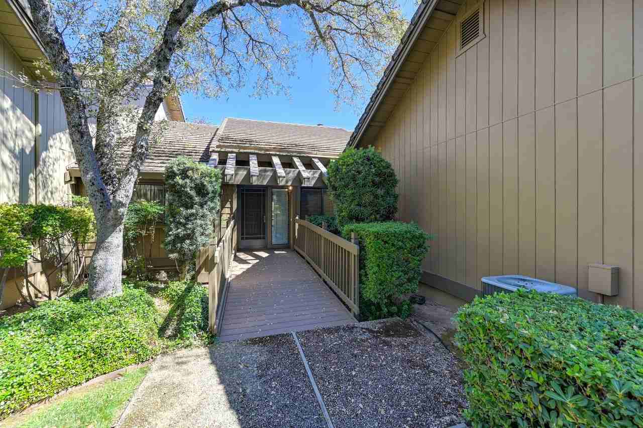 1225 Red Dog Ln - Photo 5 of 41