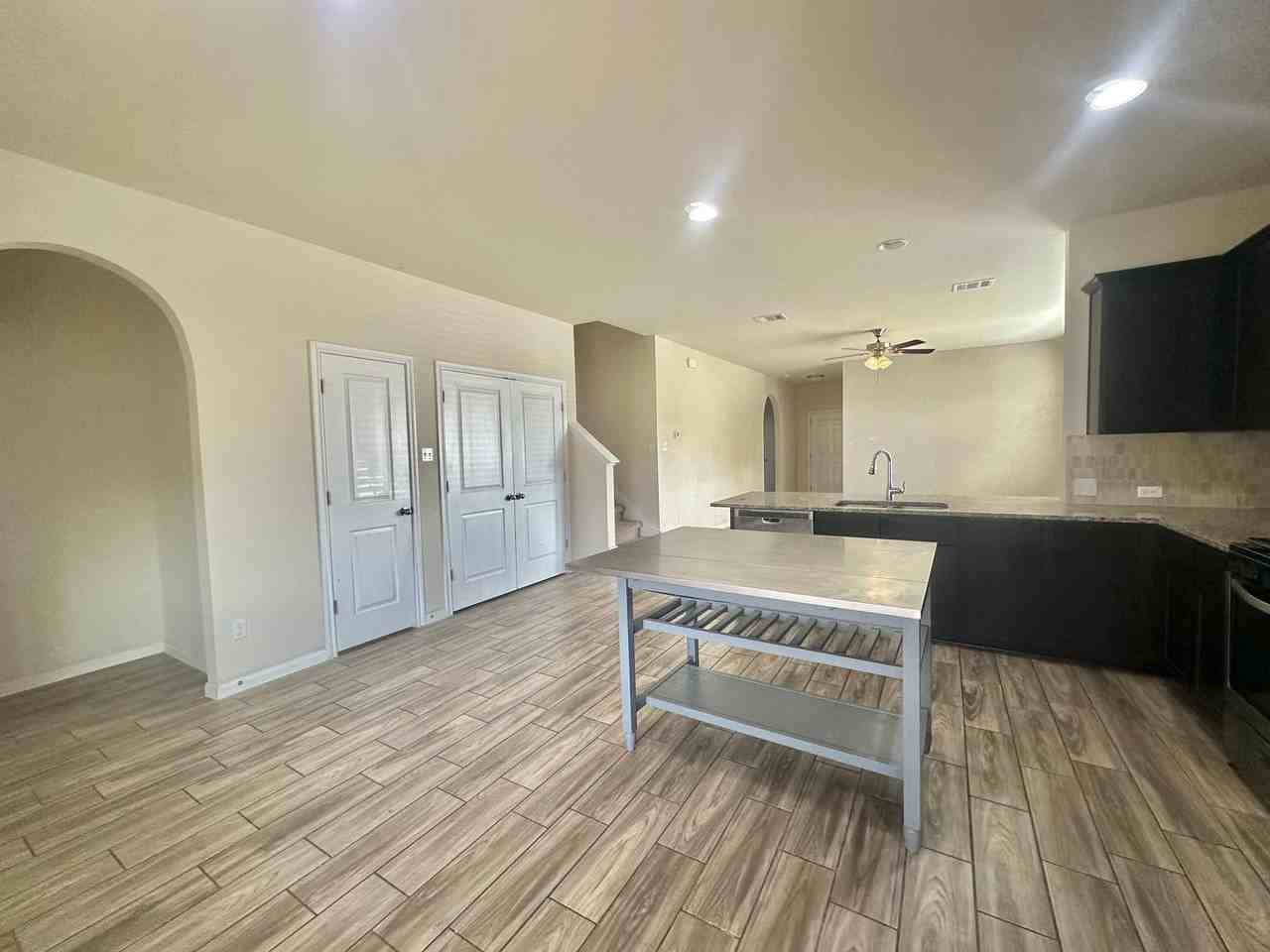 8164 Daisy Cutter Crossing - Photo 4 of 19