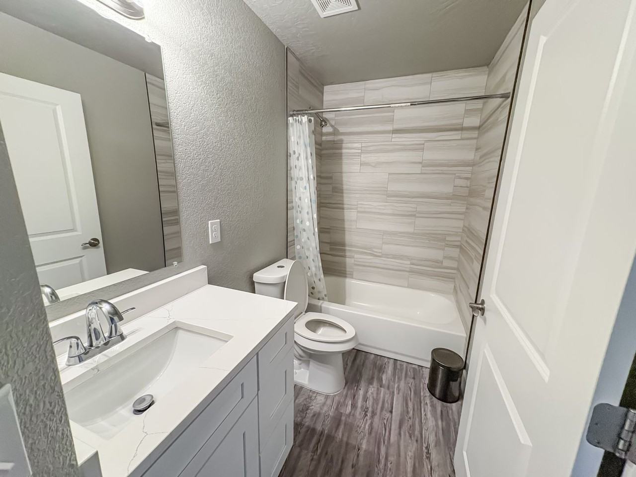 1710 Chuckwagon Dr - Photo 7 of 8