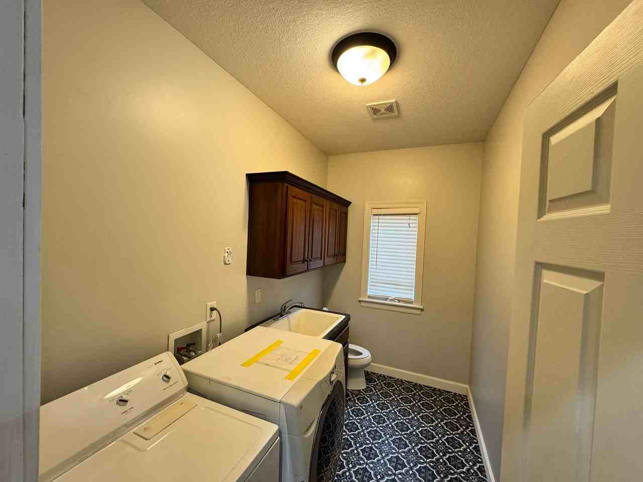9057 Tonya Ter - Photo 3 of 17