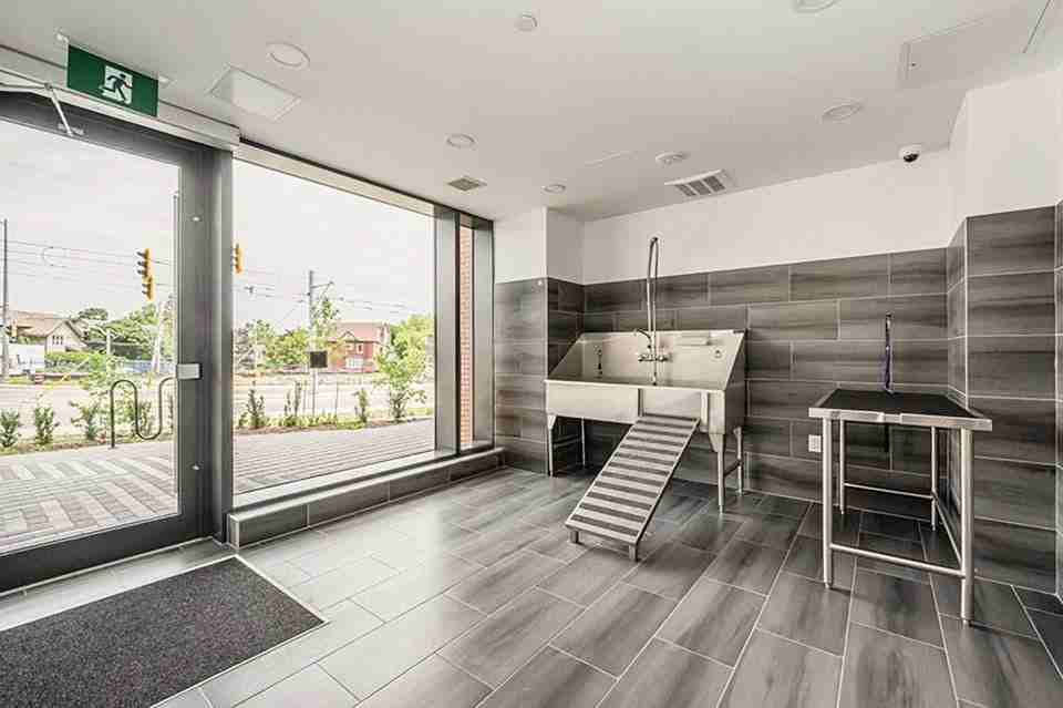 15 Wellington Street South #2501 - Photo 2 of 39