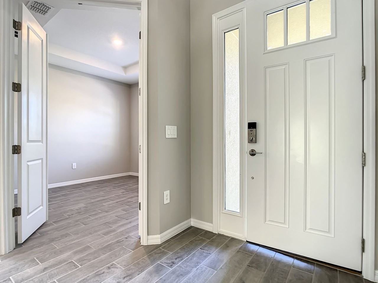 2675 Ridgetop Ln - Photo 5 of 38