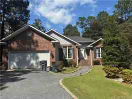 featured image of 995 Greenbriar Dr