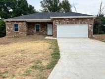 1100 S Mission Ave - Photo 1 of 1