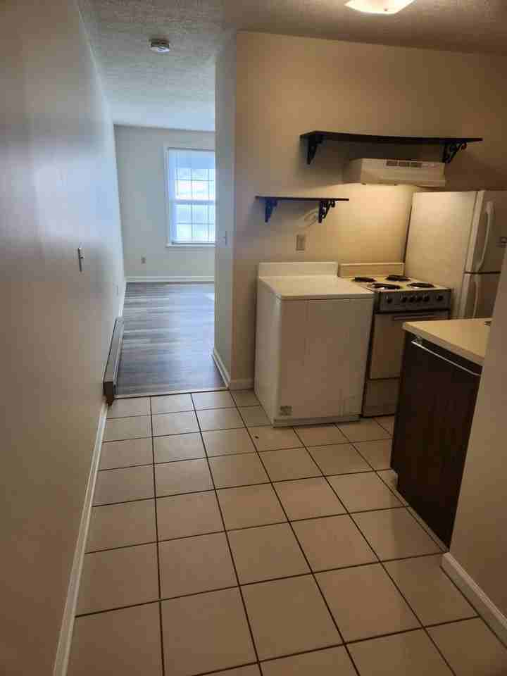 103 Forrest St - Photo 2 of 8