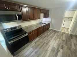 featured image of 253 Main St