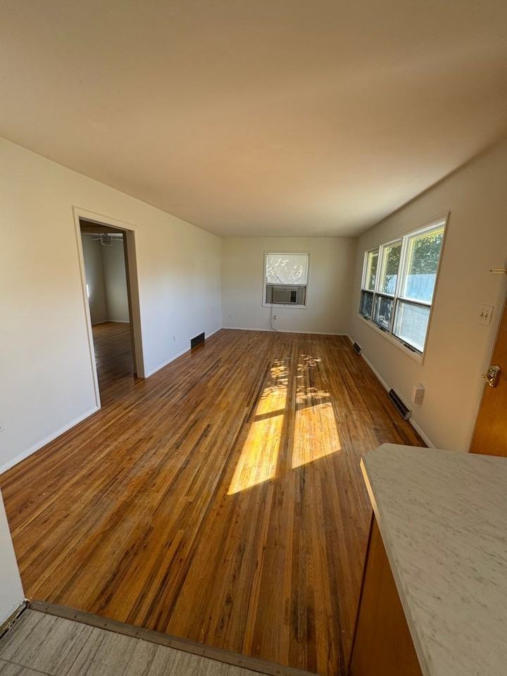 1825 12th Avenue South - Photo 3 of 14