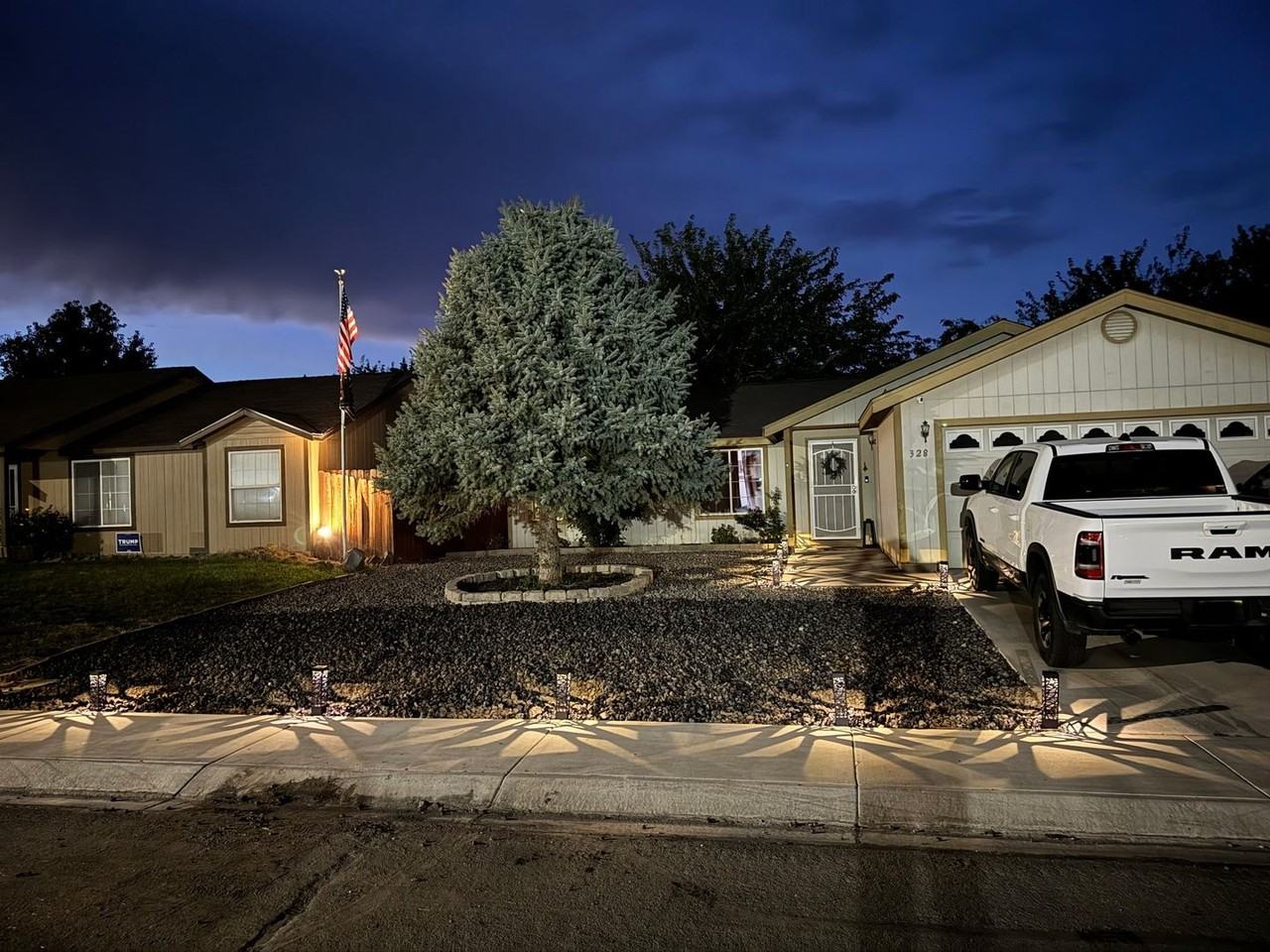 328 Wildrose Drive - Photo 2 of 4