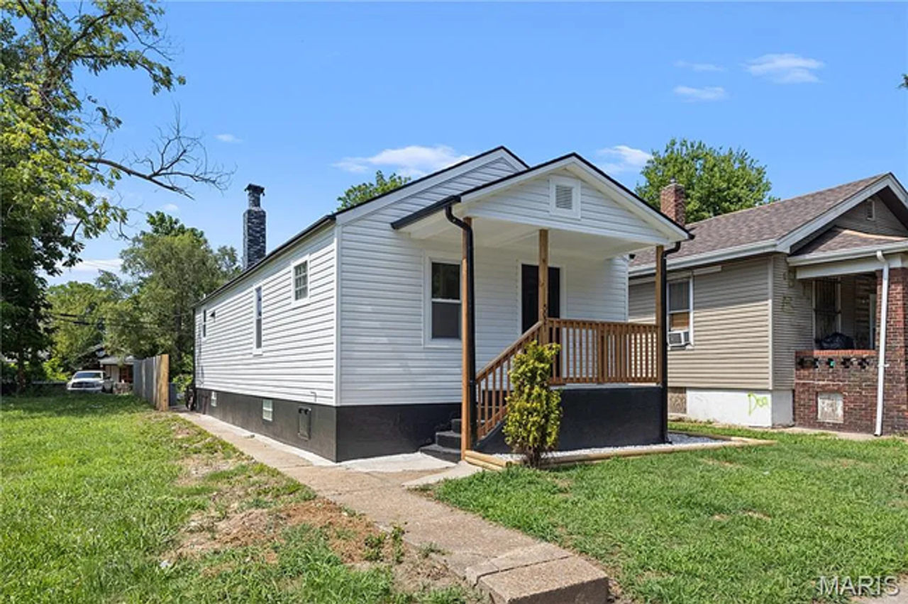 5021 Davison Avenue - Photo 2 of 18