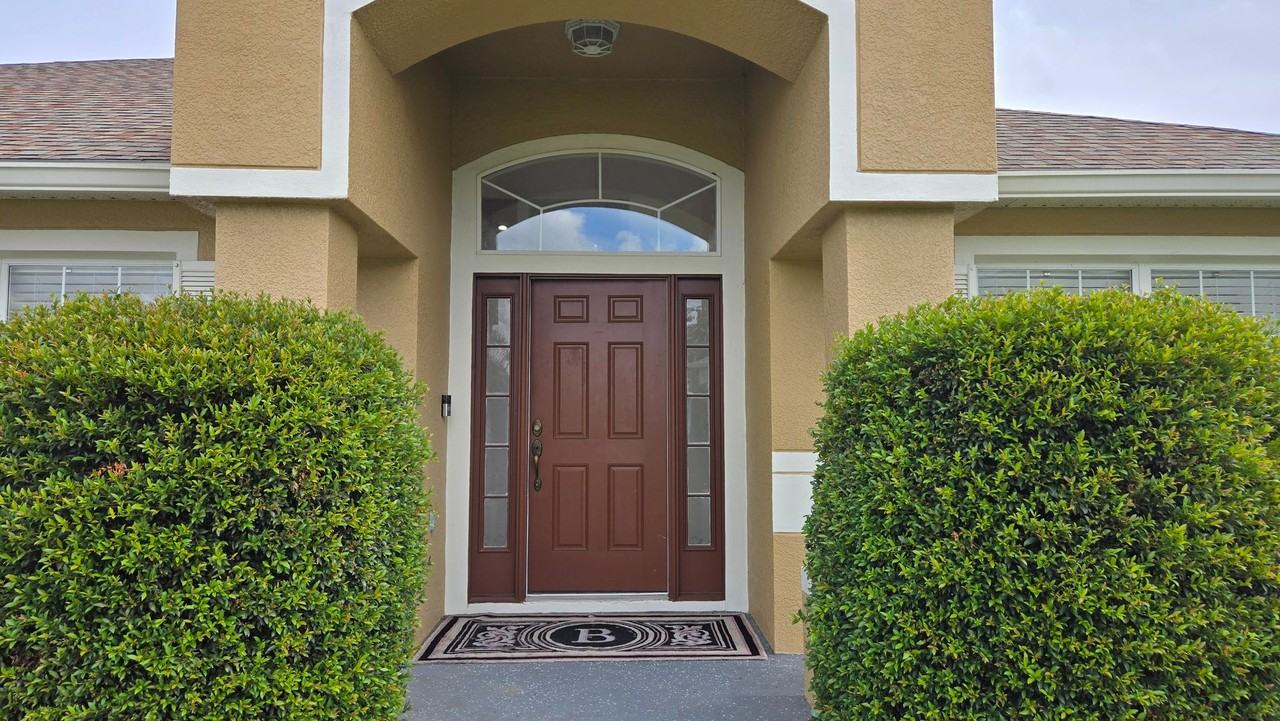 608 Hatchwood Dr - Photo 2 of 32