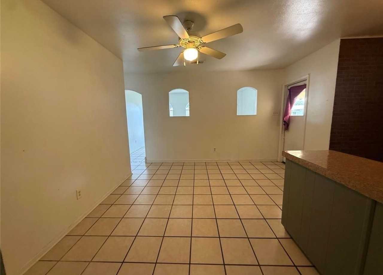 4809 Sullivan St - Photo 3 of 13