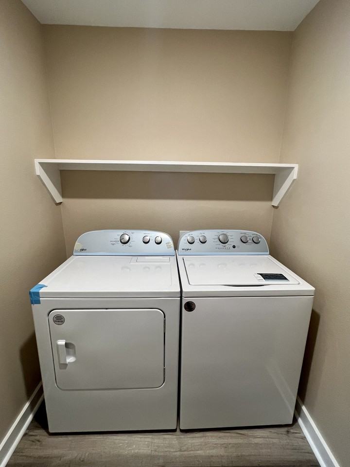 2011 Devine Street #NA - Photo 4 of 9