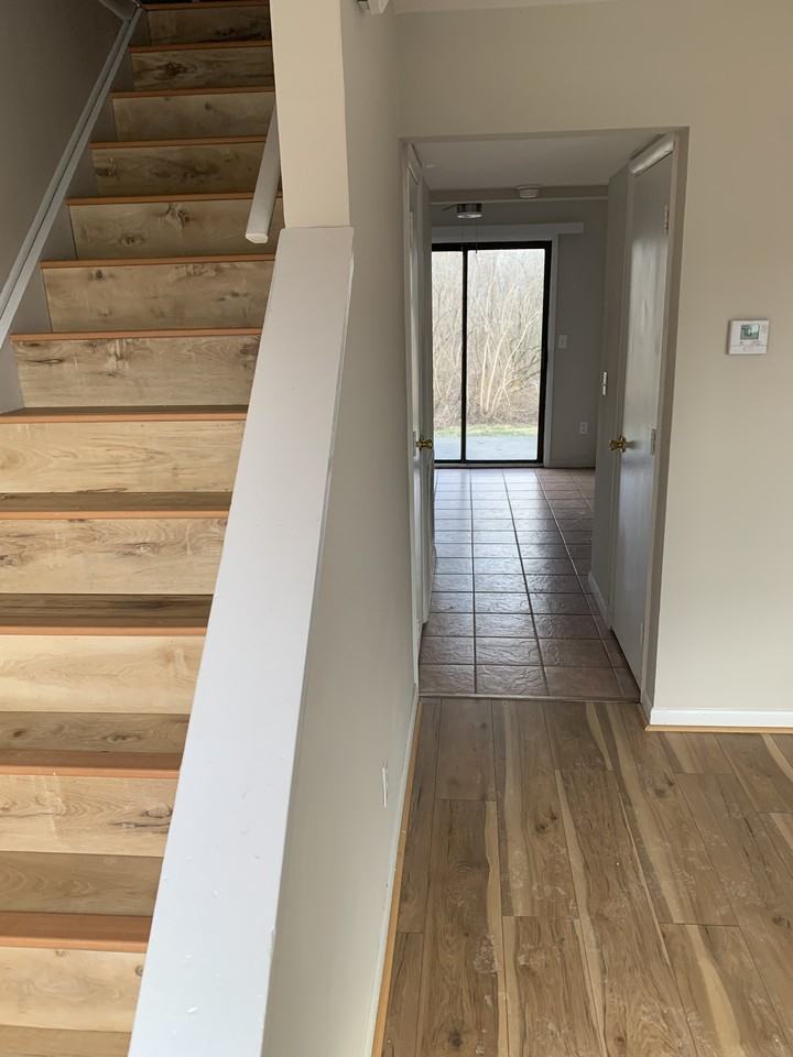 724 Ohio Pike #F - Photo 6 of 10