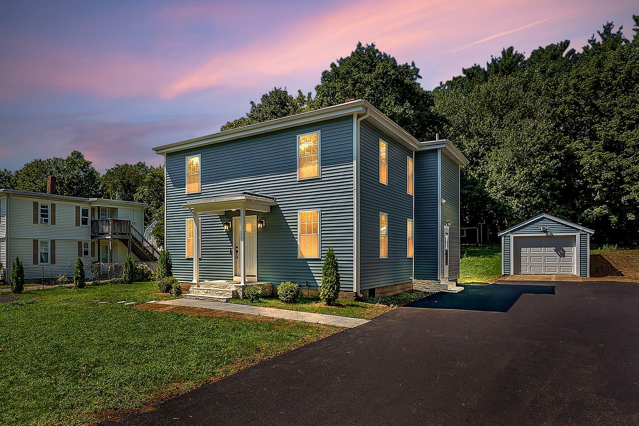 87 School St #87 - Photo 2 of 24