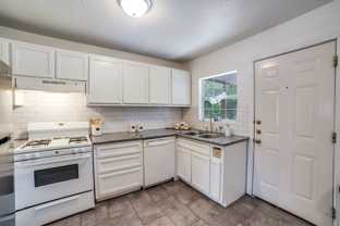 114 Oxford Dr #NA - Photo 1 of 1