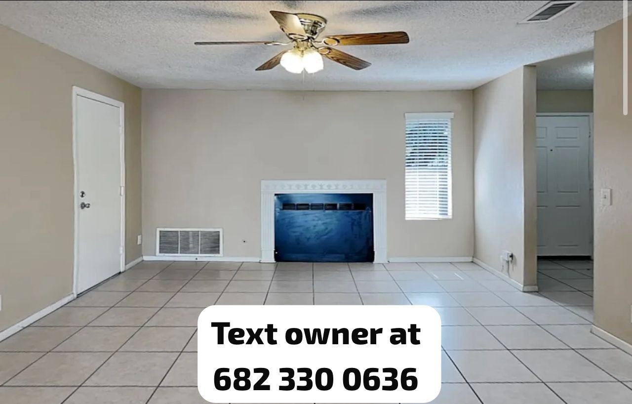 4176 N E St #NA - Photo 3 of 4
