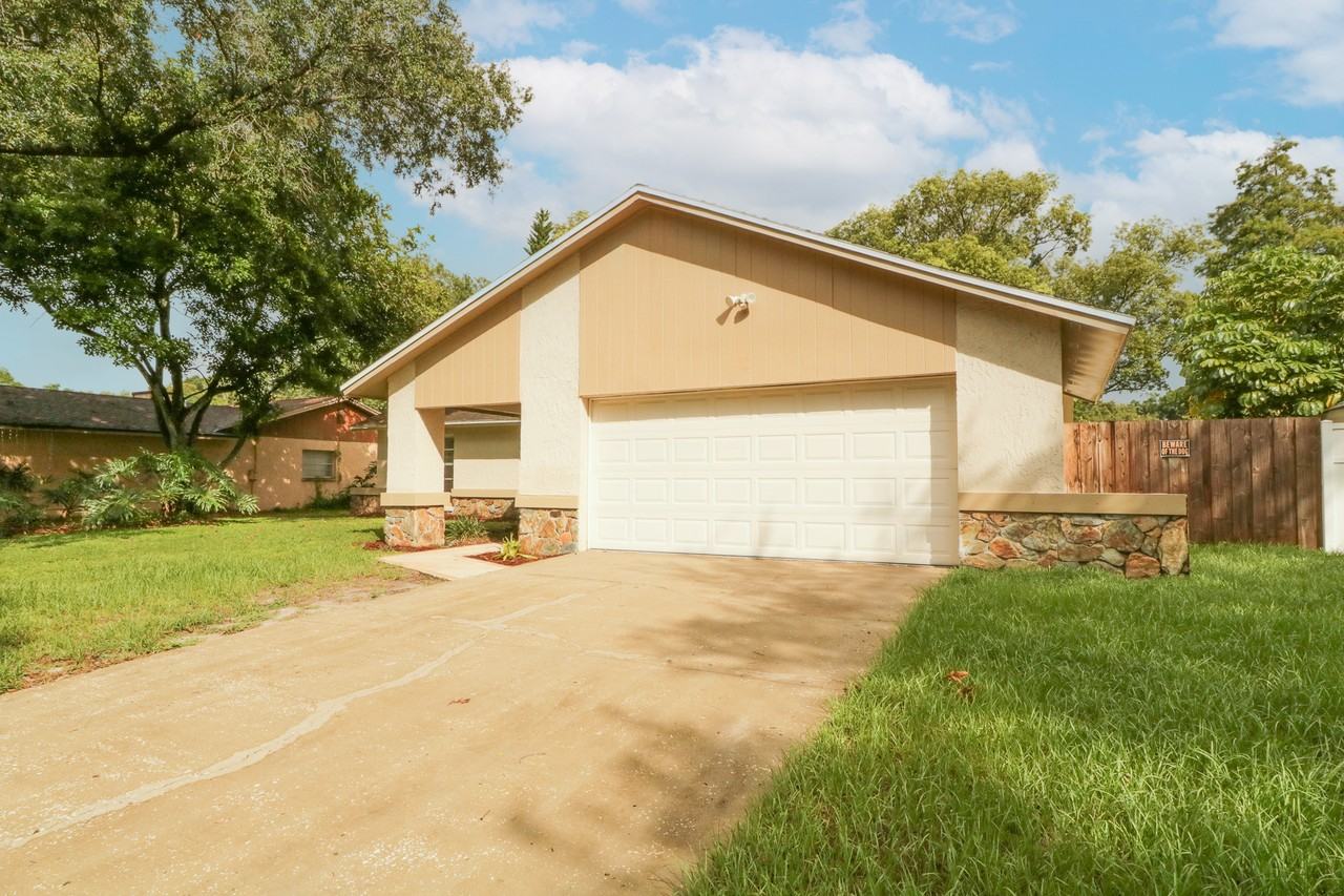 306 N Bay Hills Blvd #NA - Photo 2 of 4