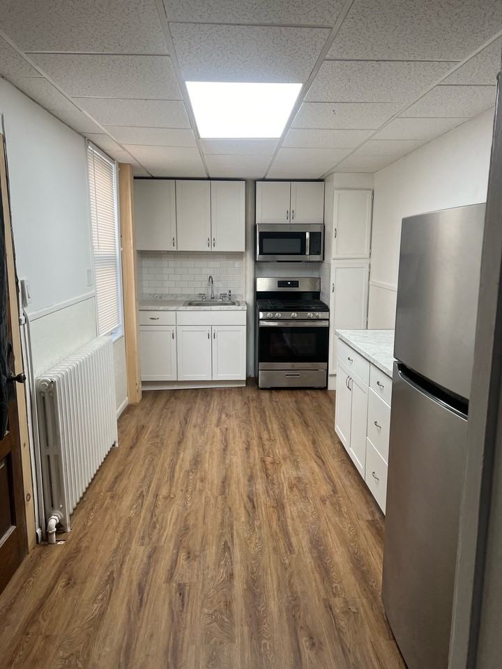 423 S 6th St #NA - Photo 3 of 25