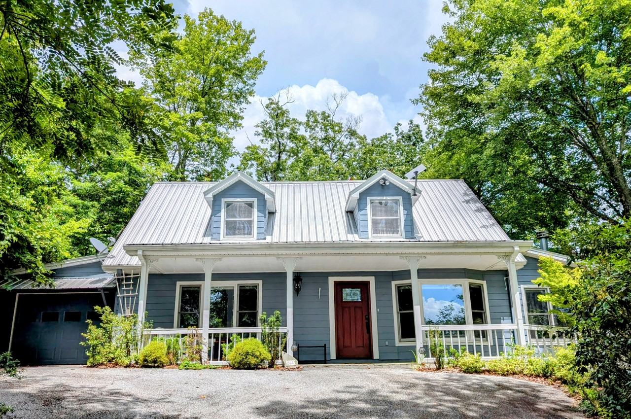 524 Stornoway Dr #NA - Photo 2 of 50