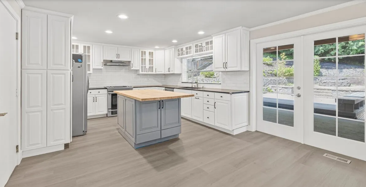 2007 172nd Pl Se #B - Photo 5 of 6