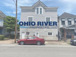 featured image of 723 Broadway St #3