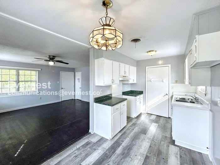 7562 Sledge Rd - Photo 3 of 22