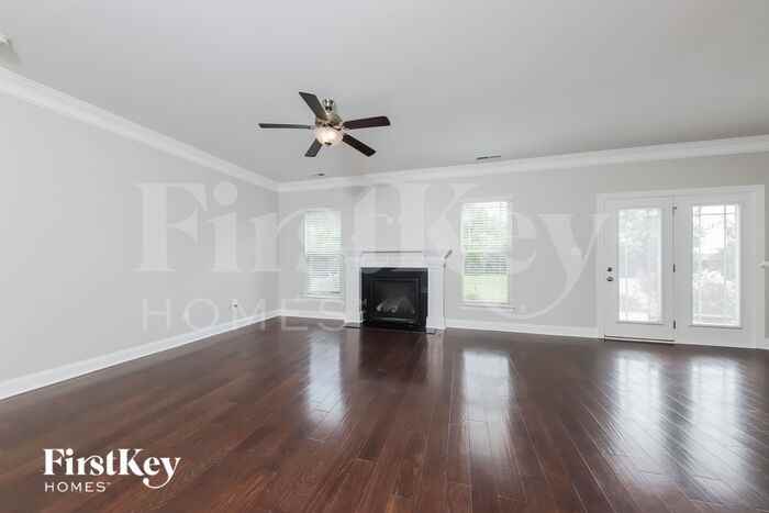 189 Kilbourne Dr - Photo 2 of 30