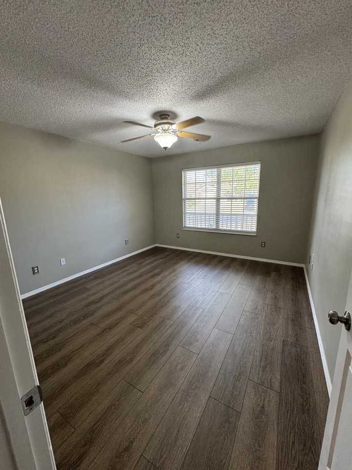10086 Gate Post Way #10086 - Photo 5 of 15