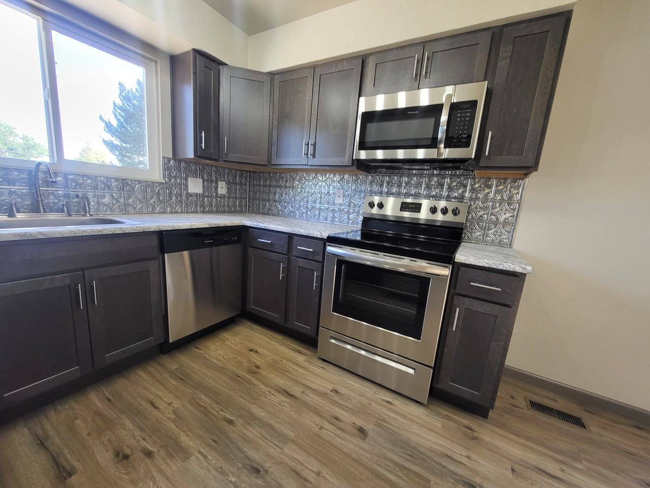 17 Wheatridge Dr #NA - Photo 3 of 18