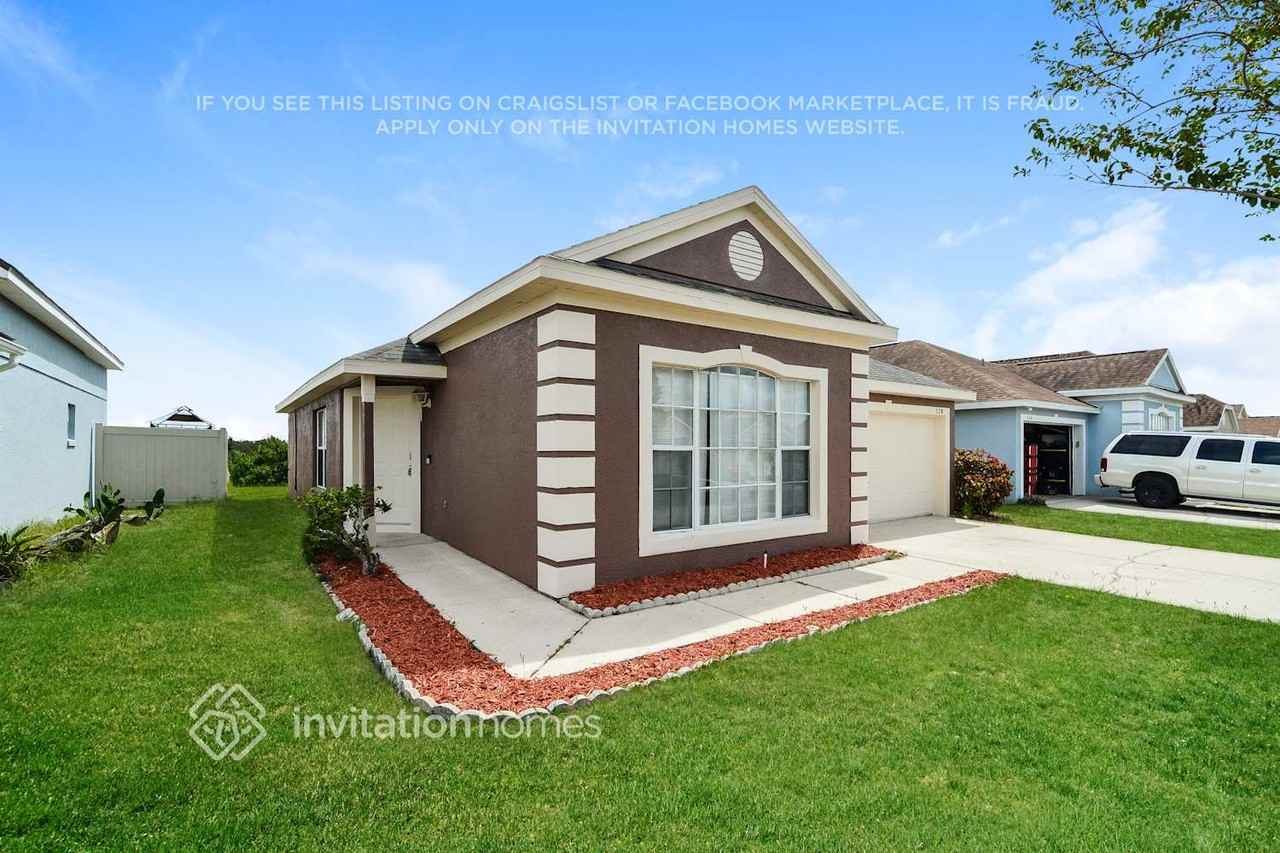 138 Nicholson Drive - Photo 3 of 17