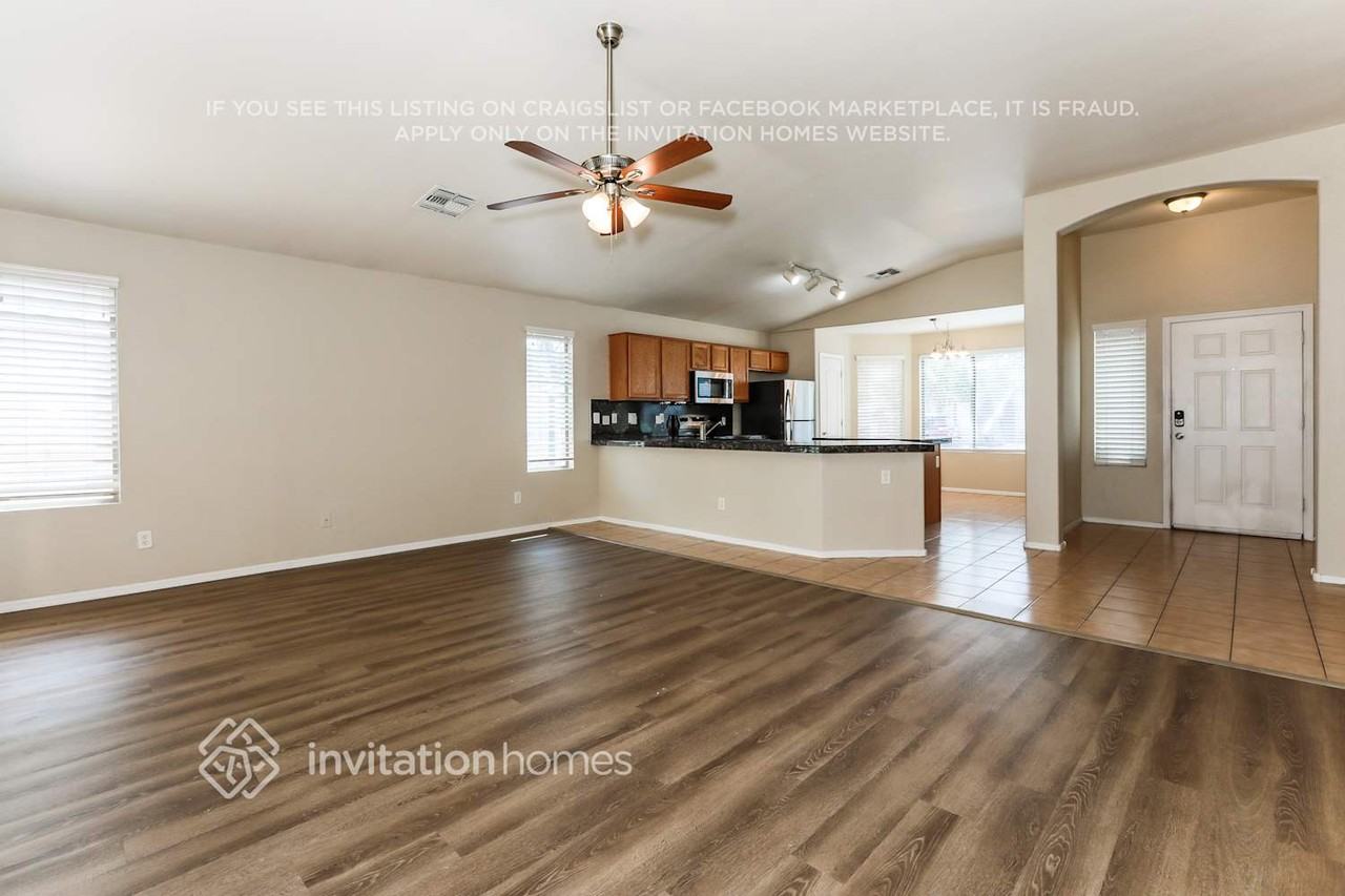 500 E Kent Ave - Photo 3 of 17