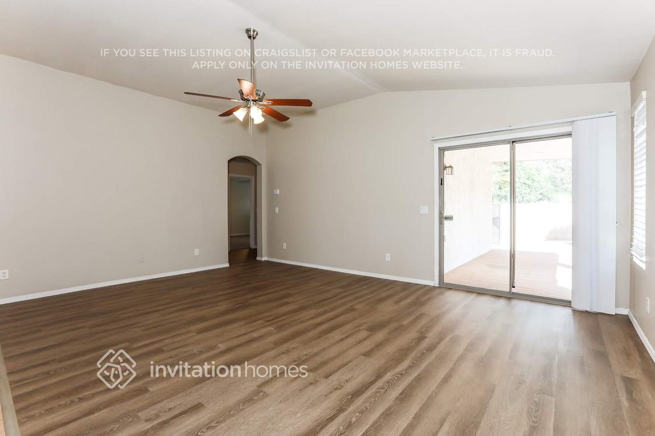 500 E Kent Ave - Photo 5 of 17