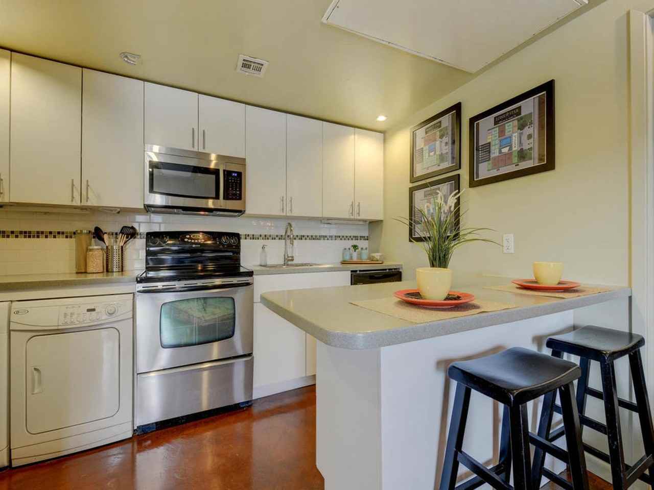 Lone Star Lofts - Photo 6 of 33