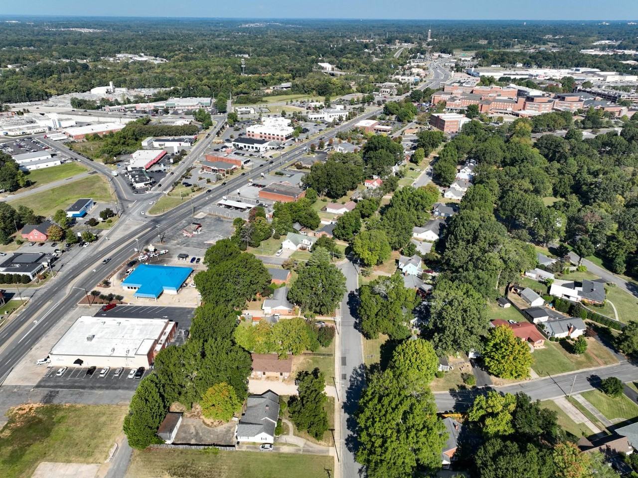 745 Arbor St NE - Photo 6 of 9