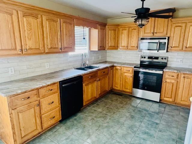 526 Alabama Street - Photo 3 of 11