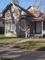 featured image of 310 E 7th Ave