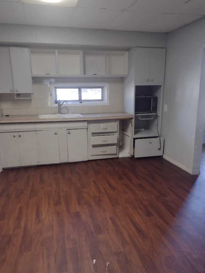 310 E 7th Ave - Photo 6 of 10