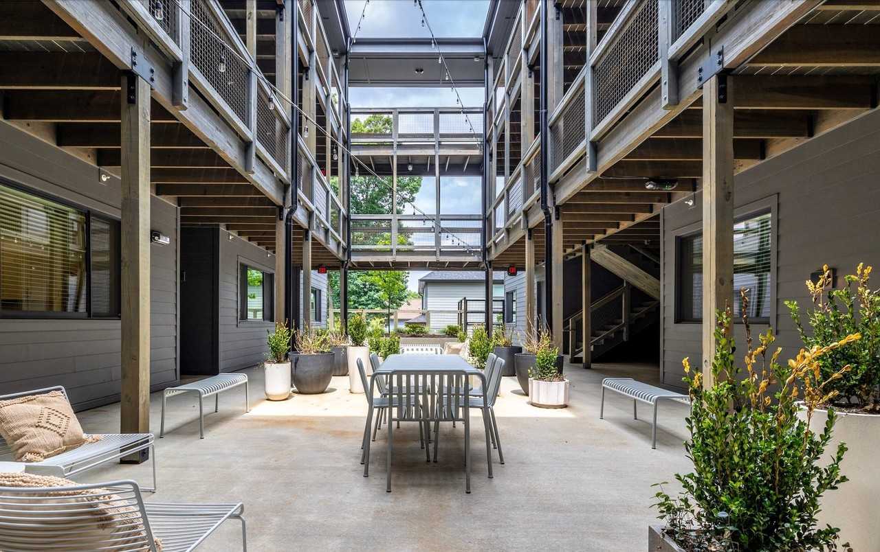 Millhouse - Photo 2 of 4