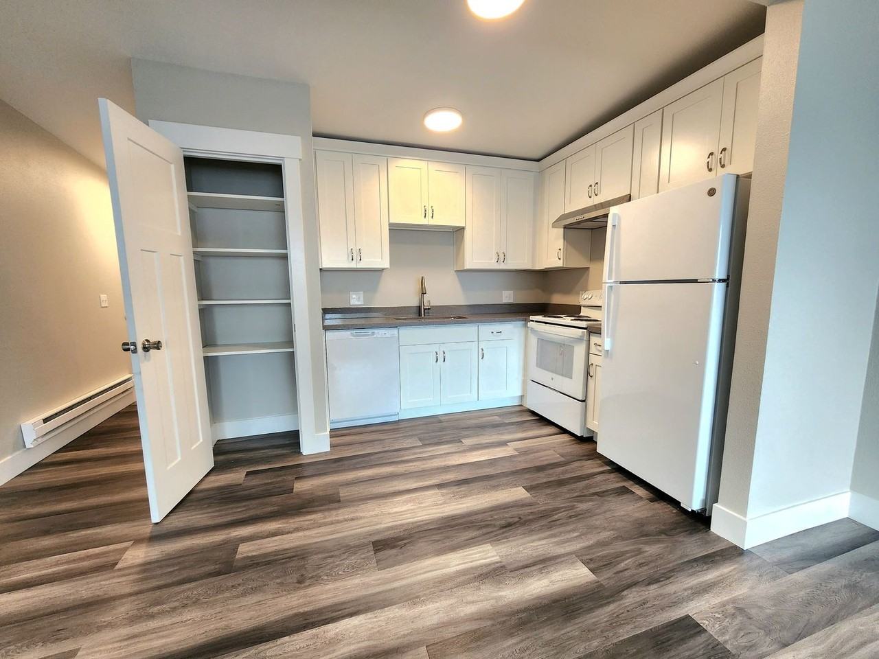 Kent Fifth Avenue Flats - Photo 3 of 27