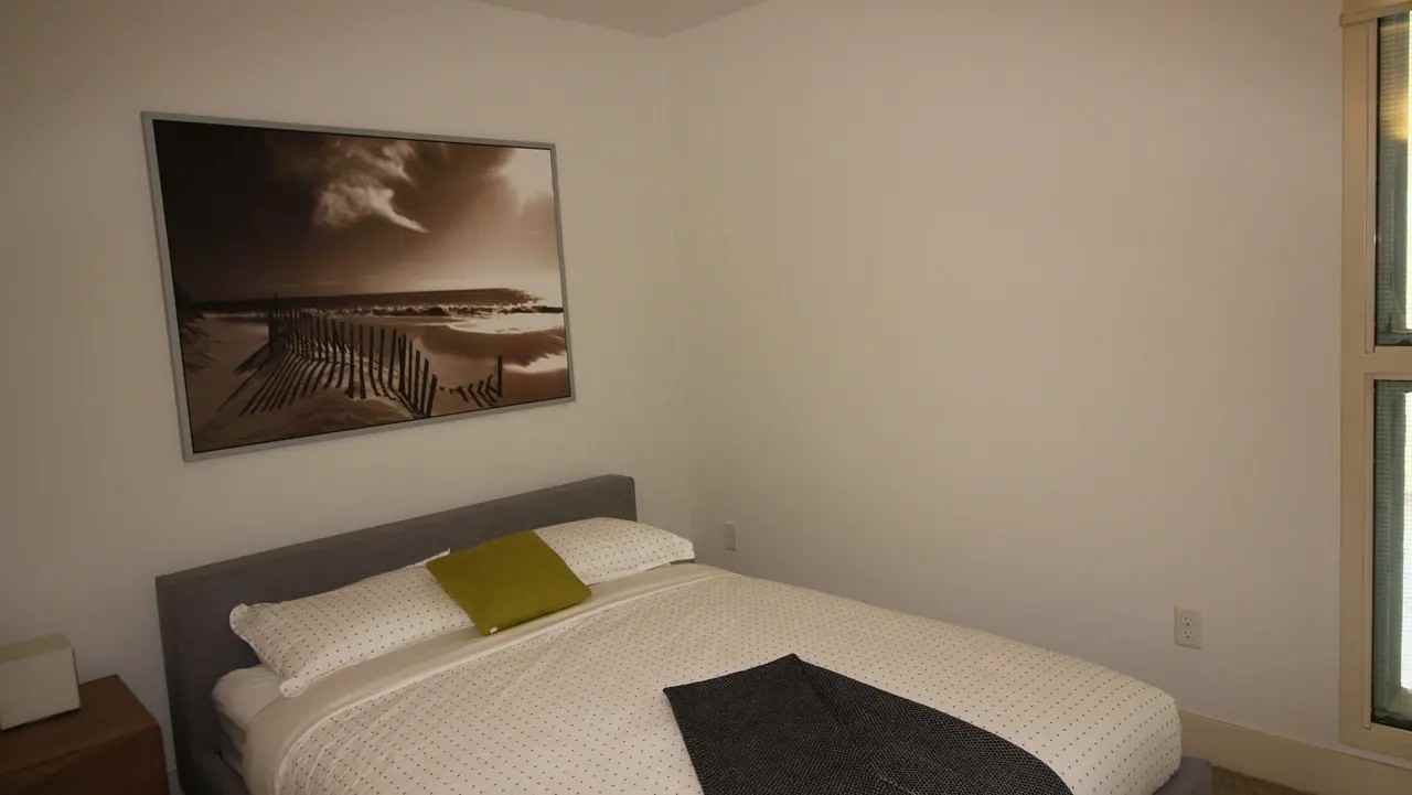 880 Scotland Ave - Photo 2 of 50