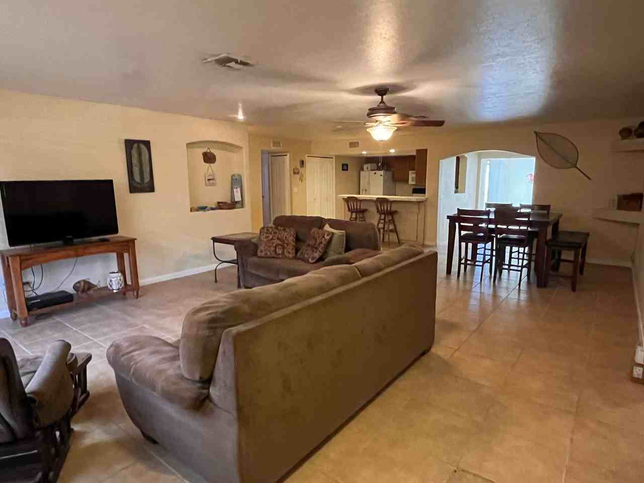 3026 Daytona Ave - Photo 7 of 38