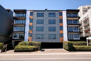 Dexter 18 - Photo 1 of 1