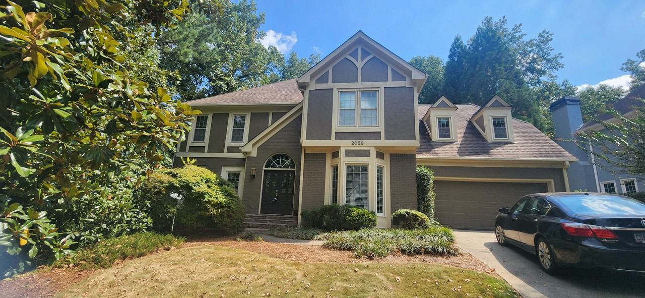 2883 Wynfair Dr - Photo 4 of 27