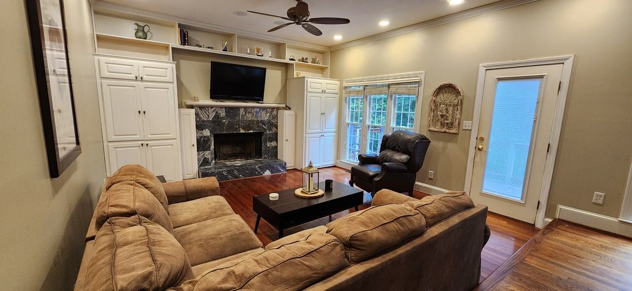 2883 Wynfair Dr - Photo 6 of 27