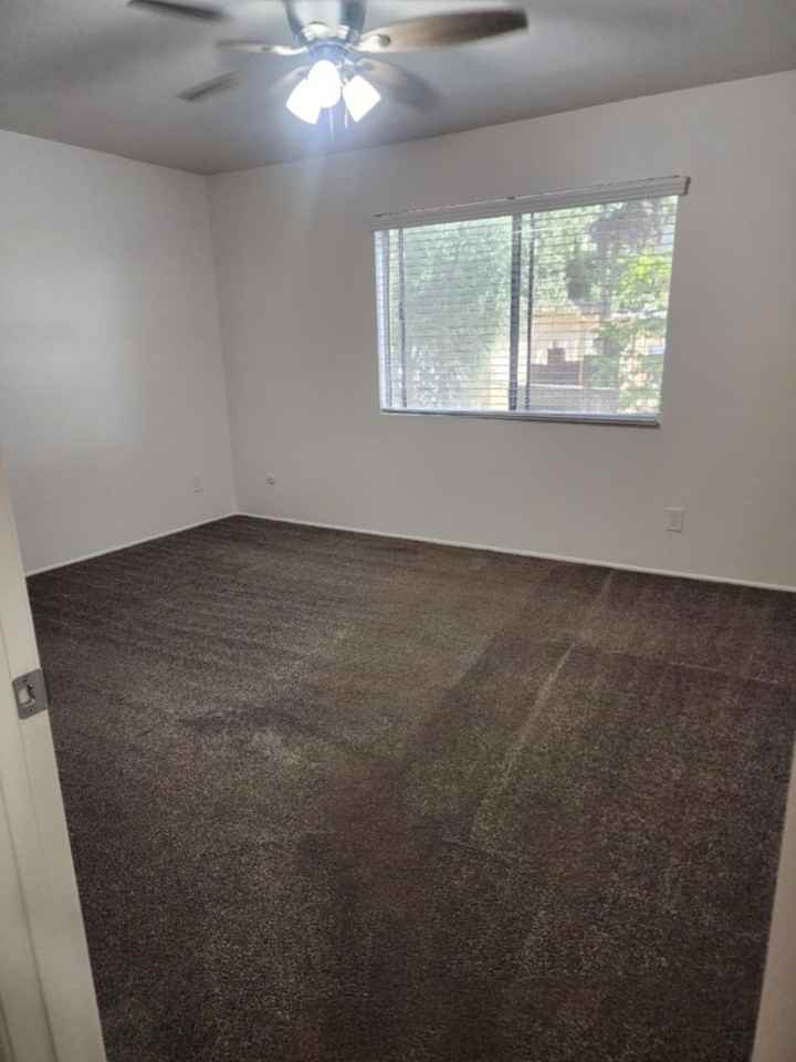 Summit Creek Apartments - Photo 6 of 39