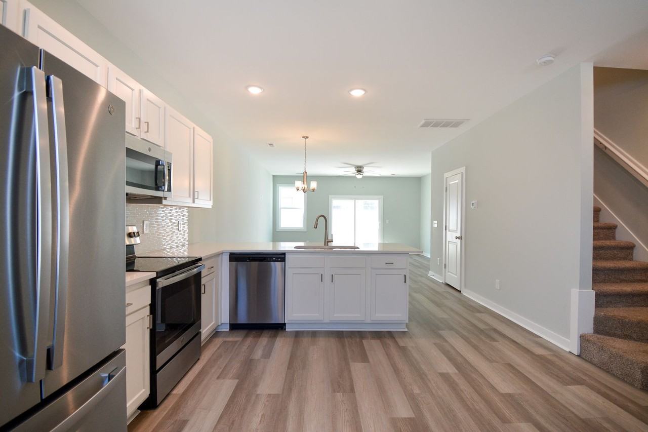 427 Sunfish Lane - Photo 2 of 27