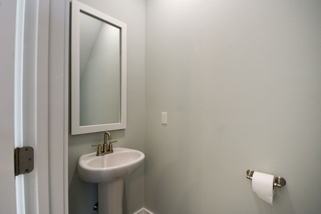 427 Sunfish Lane - Photo 7 of 27